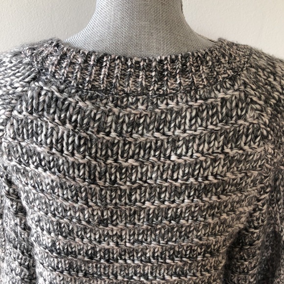 GAP Cable Knit Sweater - Picture 8 of 9